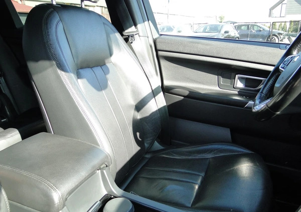 Land Rover Discovery Sport cena 84900 przebieg: 232000, rok produkcji 2018 z Tychowo małe 137